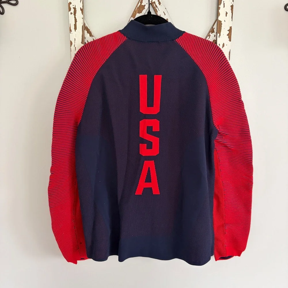Nike Sportswear Dynamic Reveal Team USA Jacket 2016 Woman's‎ Size Medium